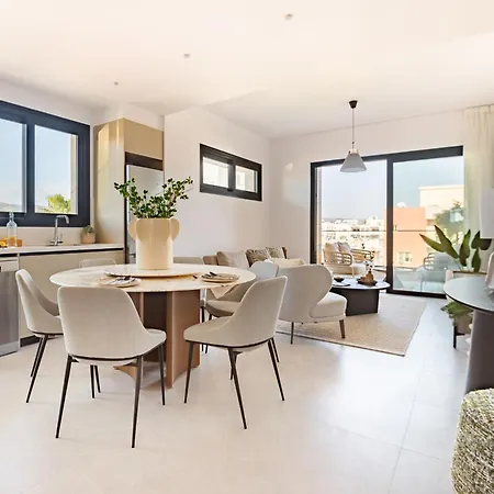 Sanders Boutique - Full Building Apartman