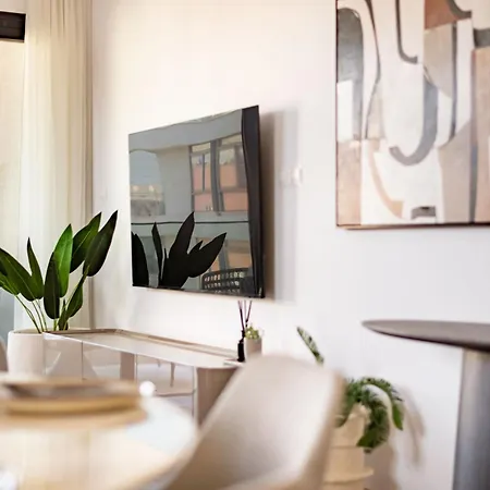 Apartman Sanders Boutique - Full Building