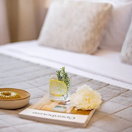 Apartman Sanders Boutique - Full Building *