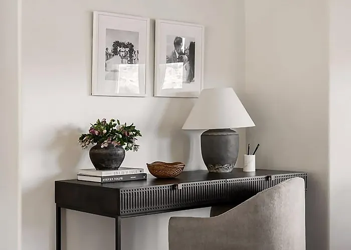 Апартаменты Sanders Boutique - Full Building Лимасол