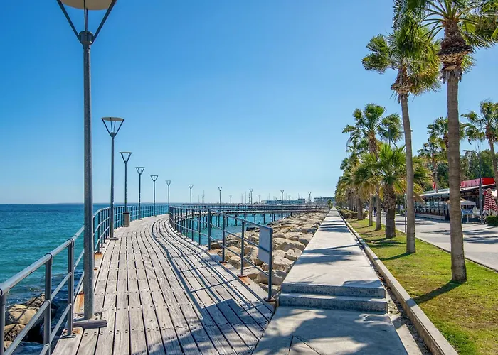 Апартаменты Sanders Boutique - Full Building